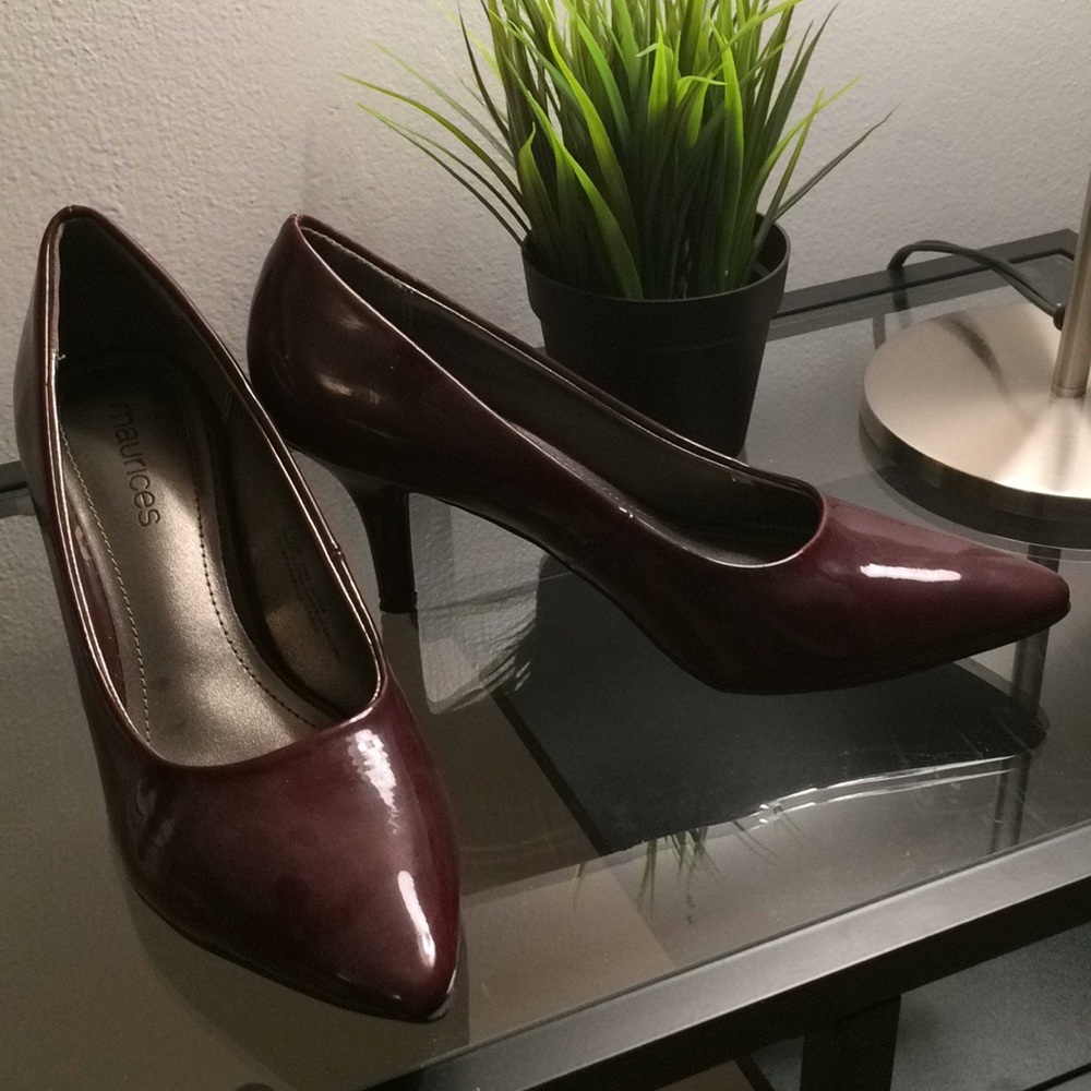 Like new ruby/maroon 4 inch heels. Super comfy.